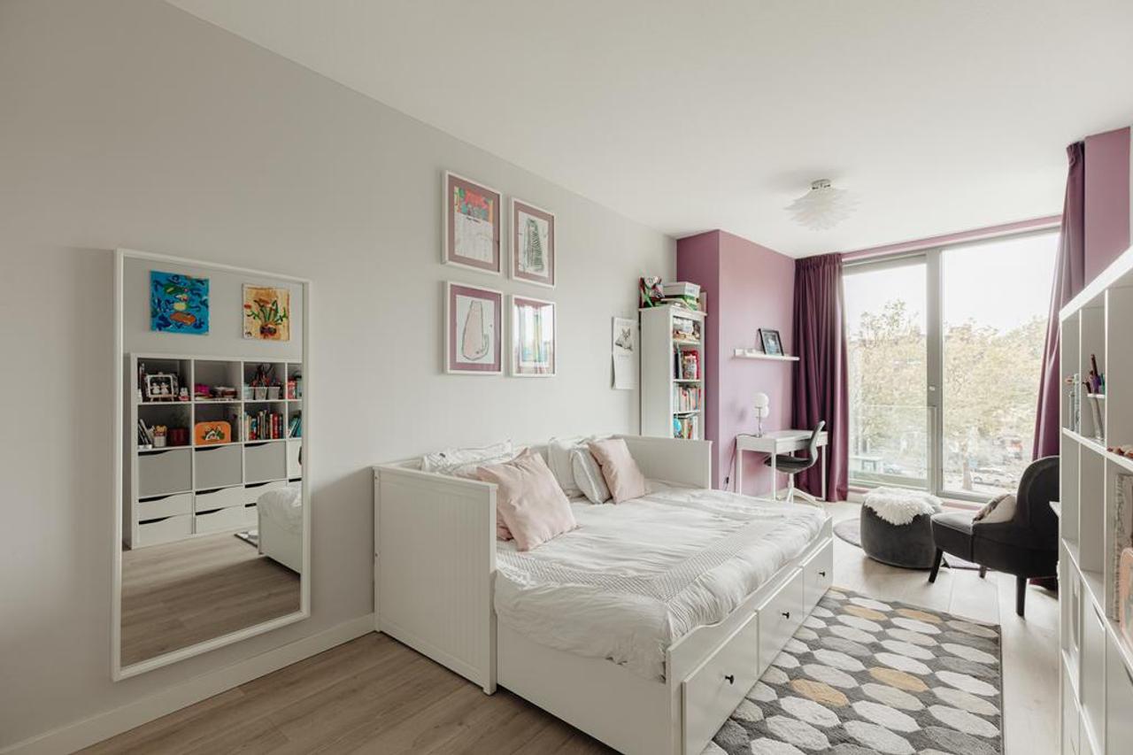 175 m² duplex apartment with roof terrace - Image 8