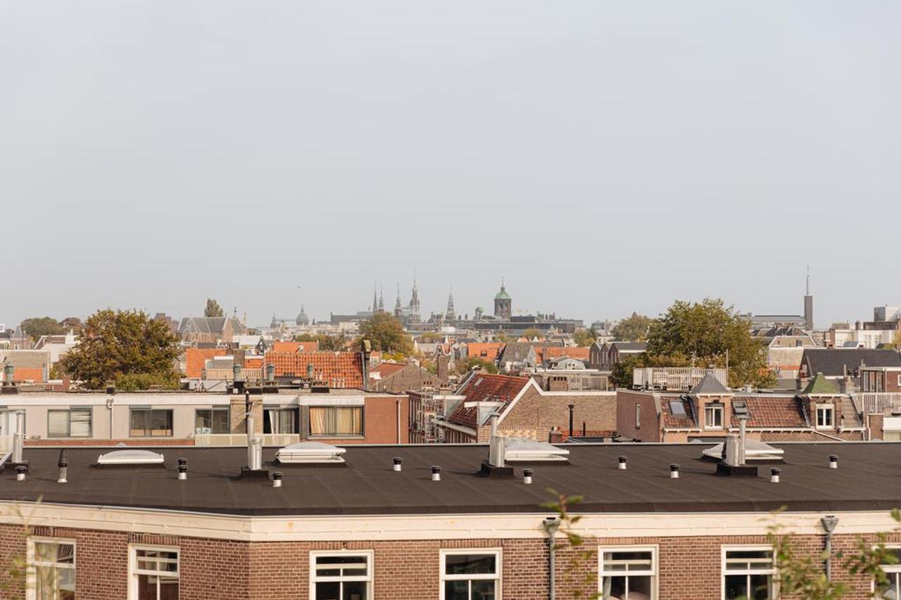 175 m² duplex apartment with roof terrace - Image 31
