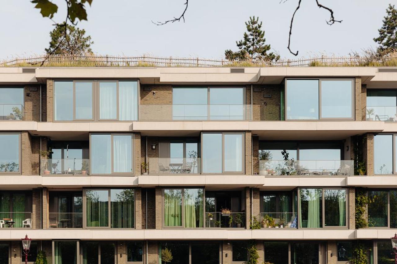 175 m² duplex apartment with roof terrace - Image 34