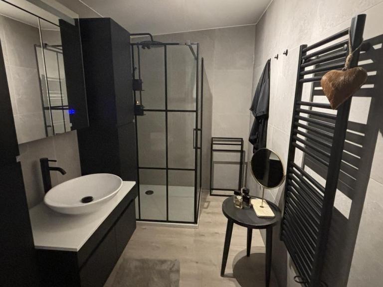 A+ tussenwoning met 2 slaapkamers in centrum - Afbeelding 24