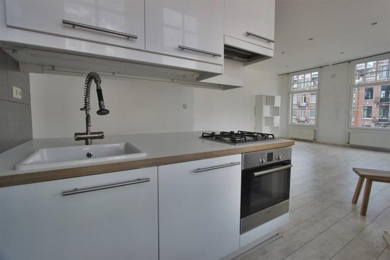 76 m² corner apartment in Helmersbuurt - Image 12