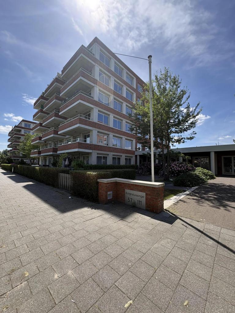 Wheelchair-Accessible 2-Bedroom Apartment in Pendrecht - Image 2