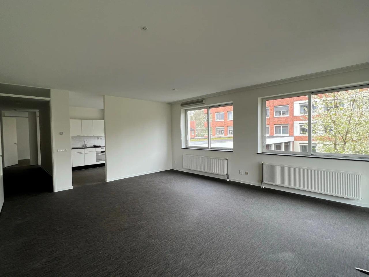 Wheelchair-Accessible 2-Bedroom Apartment in Pendrecht - Image 12