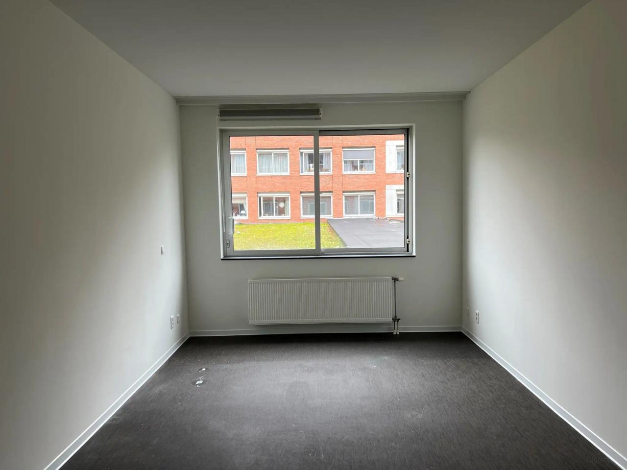 Wheelchair-Accessible 2-Bedroom Apartment in Pendrecht - Image 21