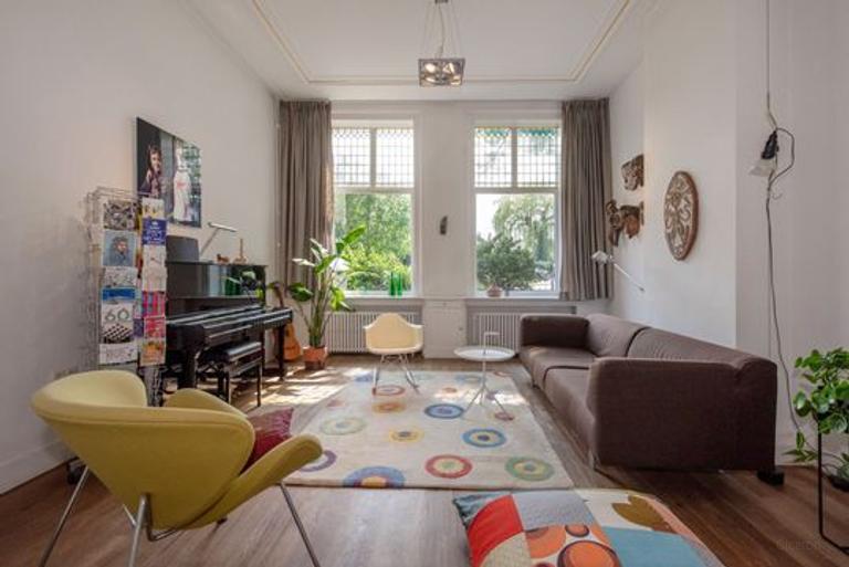Gemeubileerd herenhuis met tuin in Delft - Afbeelding 2