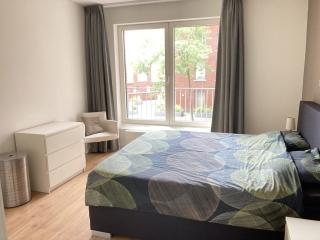 Furnished 3-Bedroom Apartment in Kruidenbuurt - Image 14