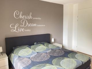 Furnished 3-Bedroom Apartment in Kruidenbuurt - Image 15