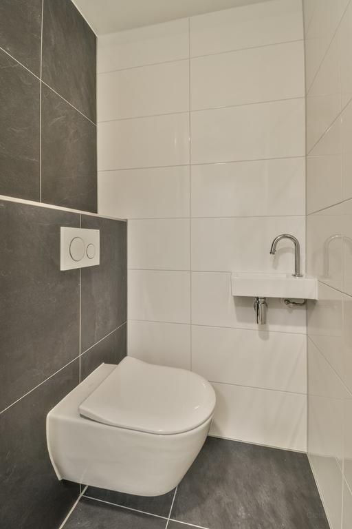 Corner apartment with terrace near Westerpark - Image 22