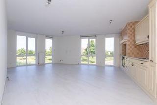 91 m² Corner Apartment with Loggia, Almere Poort - Image 2