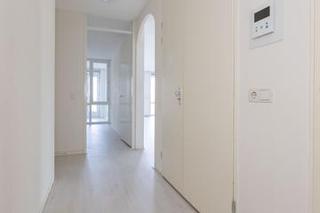 91 m² Corner Apartment with Loggia, Almere Poort - Image 14