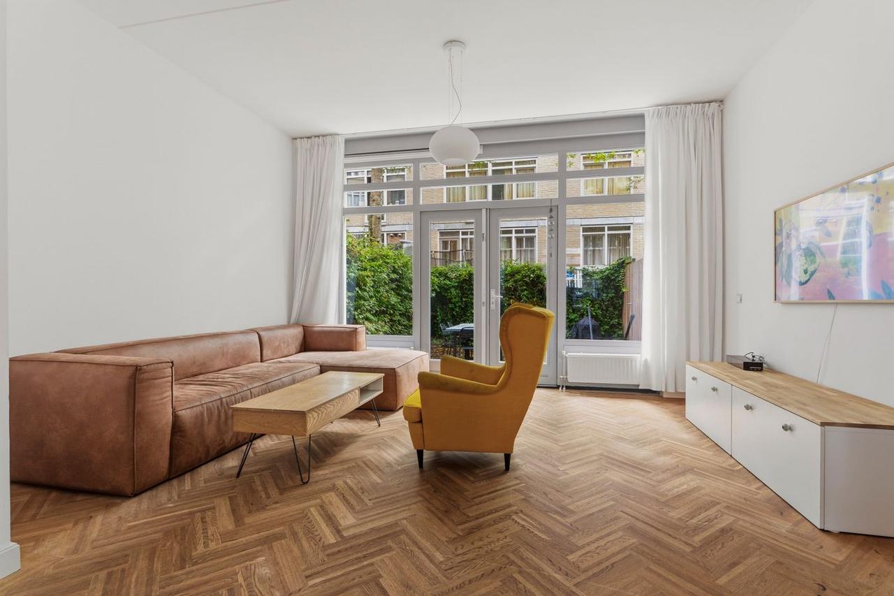 Furnished 4-Room Apartment with Garden - Image 3