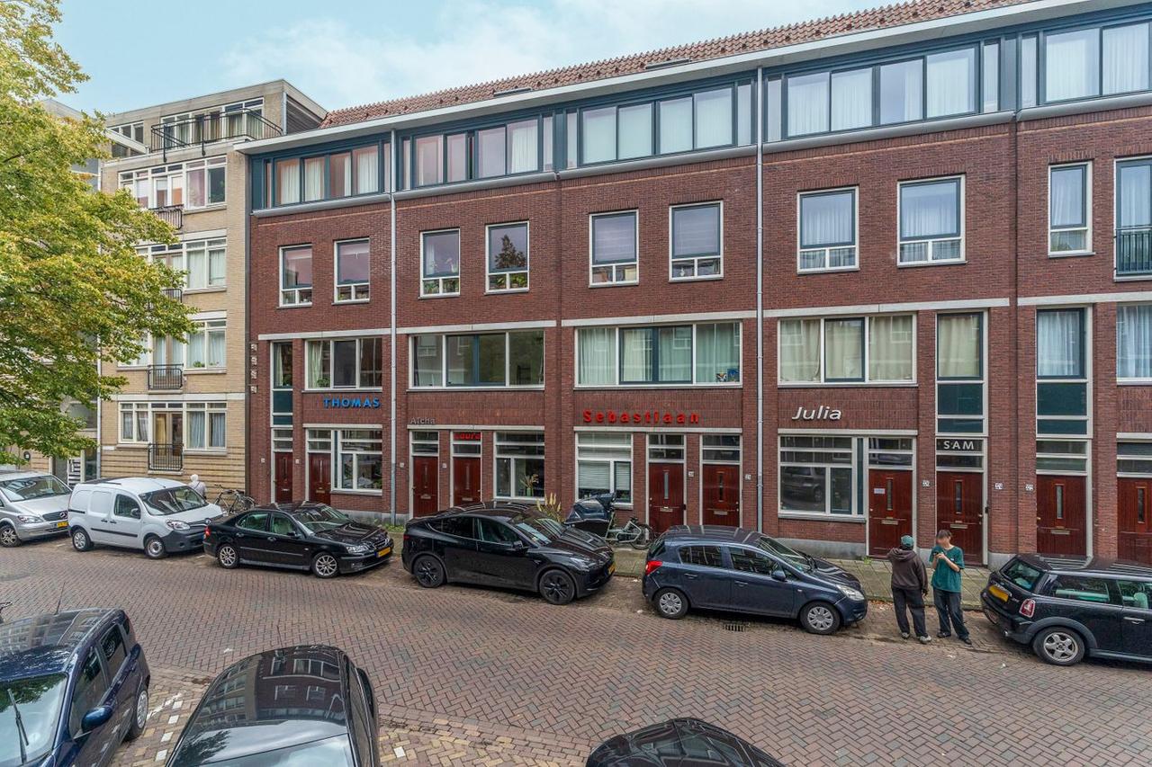 Furnished 4-Room Apartment with Garden - Image 24
