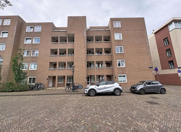Furnished 4-Room Apartment with Garden - Image 37