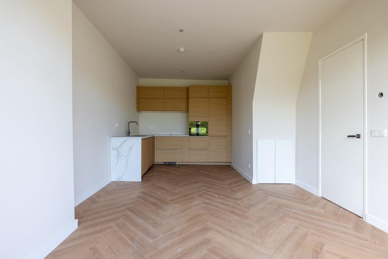 A++ apartment with 35 m² rooftop terrace - Image 1