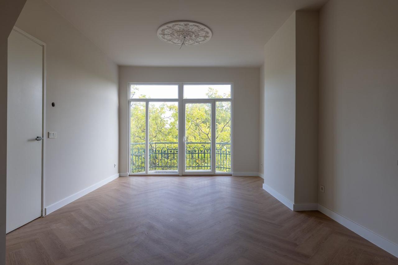 A++ apartment with 35 m² rooftop terrace - Image 3