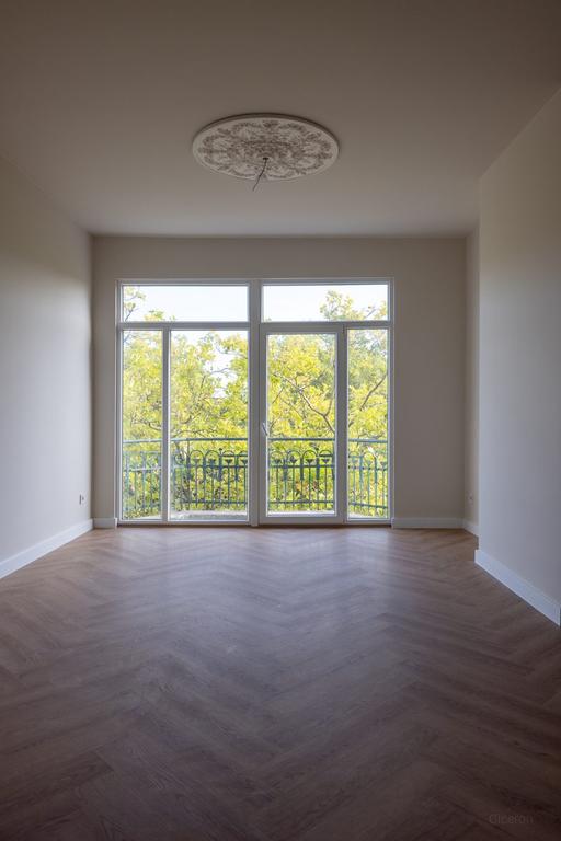 A++ apartment with 35 m² rooftop terrace - Image 9