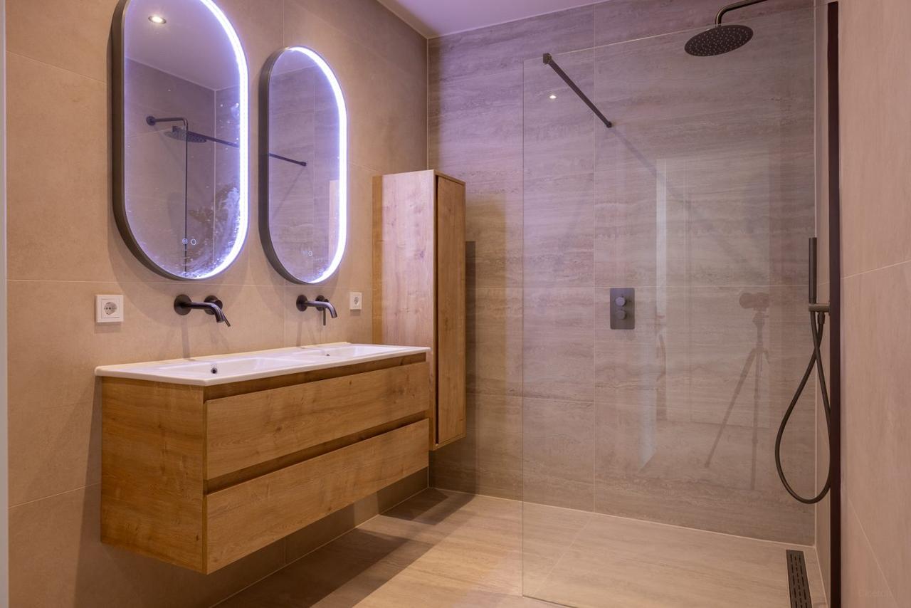 A++ apartment with 35 m² rooftop terrace - Image 15