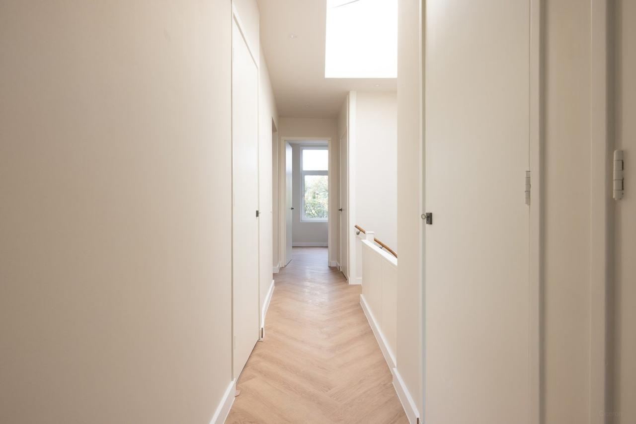 A++ apartment with 35 m² rooftop terrace - Image 20