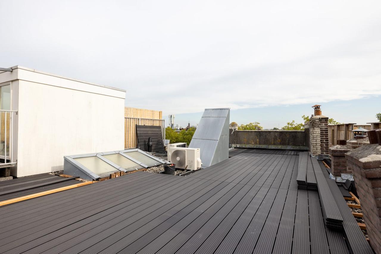 A++ apartment with 35 m² rooftop terrace - Image 30