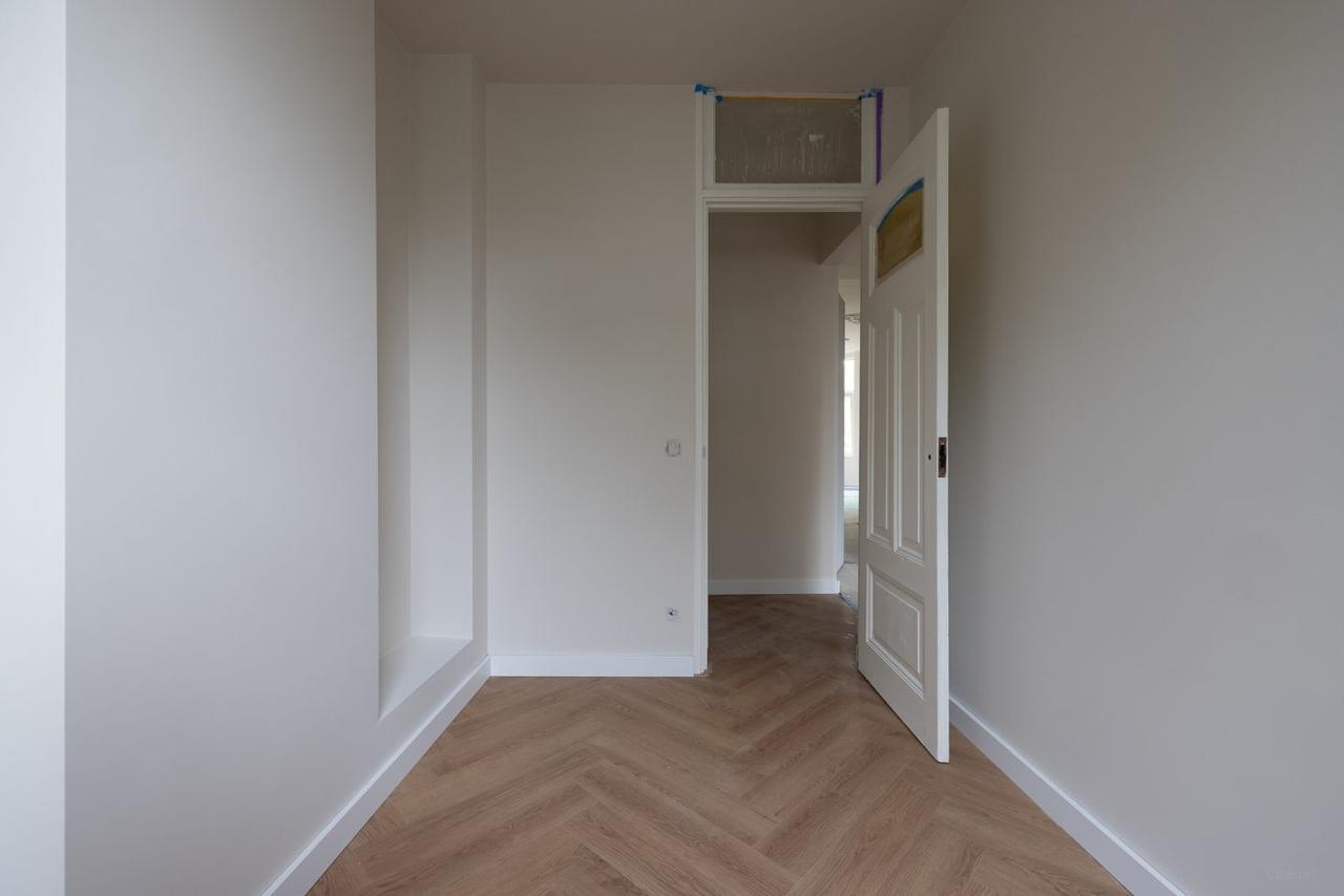 Energy-efficient 4-room apartment with 3 bedrooms - Image 5