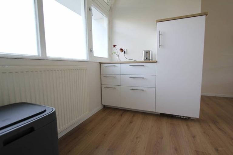 95 m² apartment with sunny balcony - Image 16