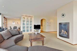 105 m² apartment with balcony in Eindhoven - Image 4