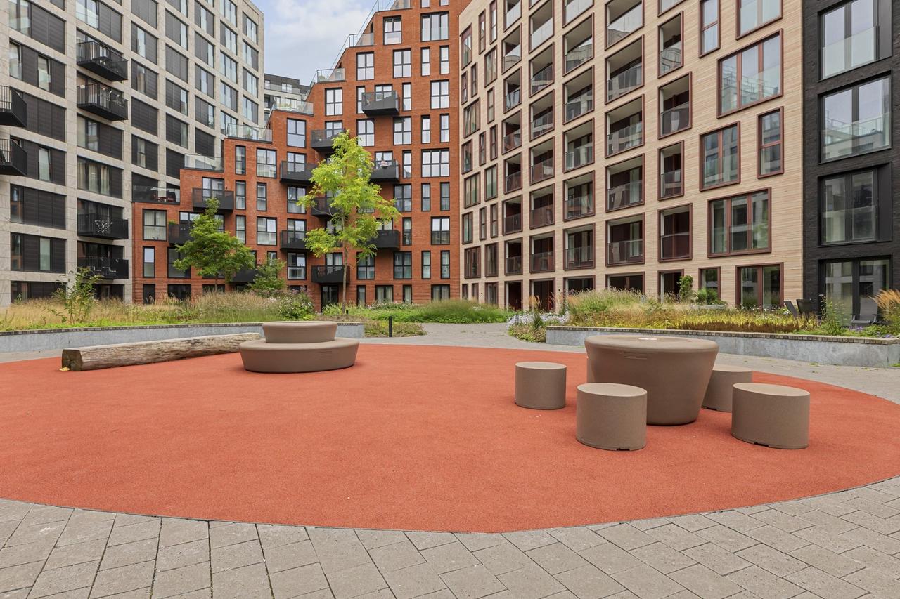 Gemeubileerd 3-kamerappartement met loggia - Afbeelding 26