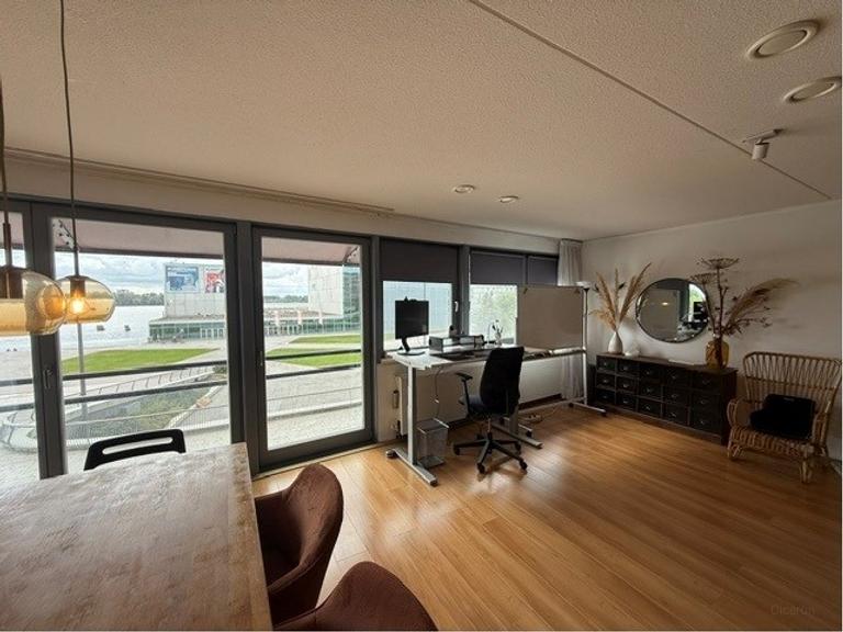 Furnished 3-Bedroom Apartment by Weerwater - Image 6