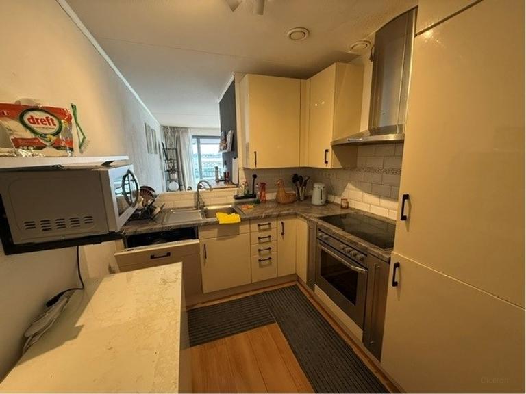 Furnished 3-Bedroom Apartment by Weerwater - Image 8