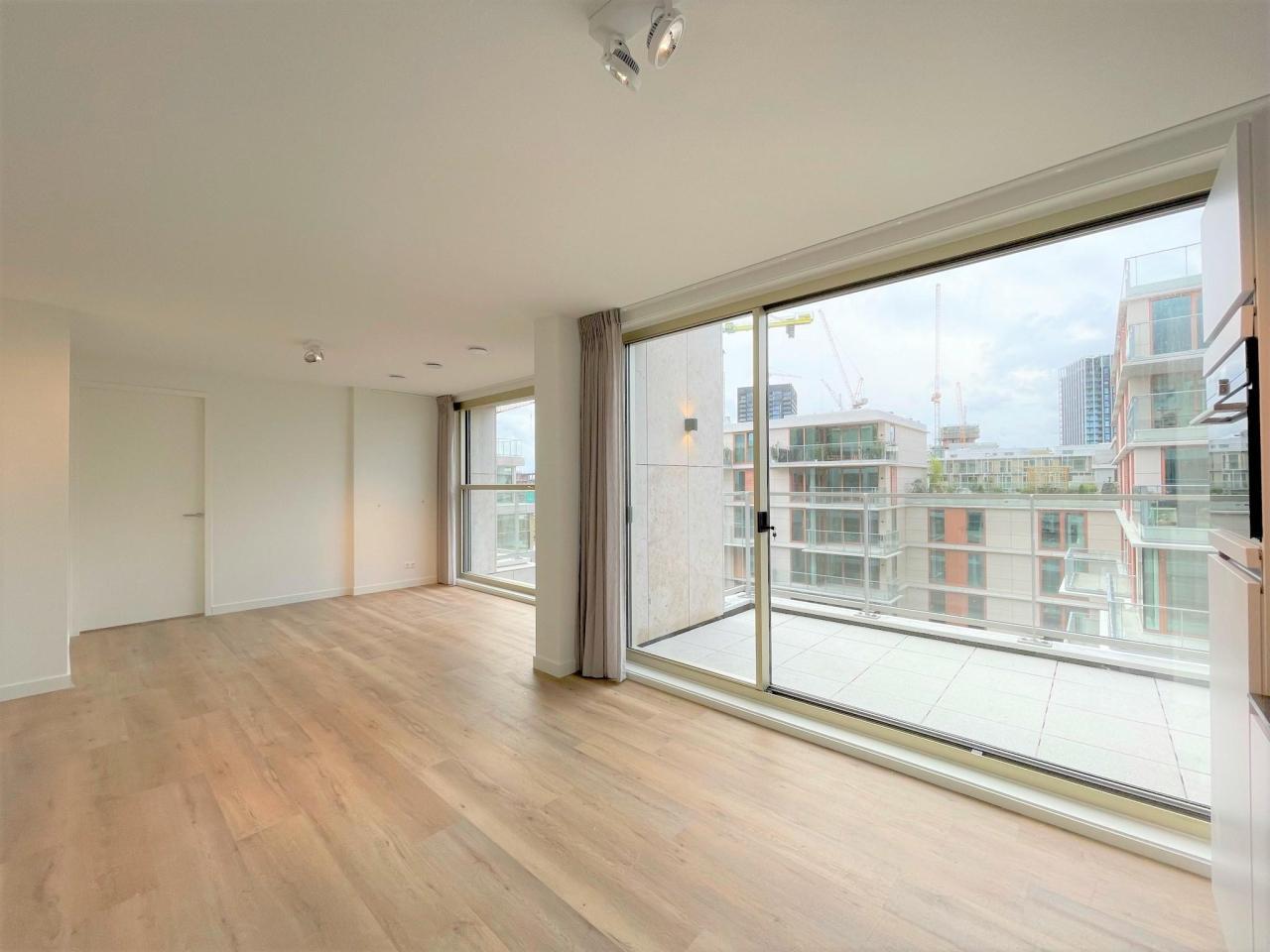 80 m² apartment with three terraces - Image 4