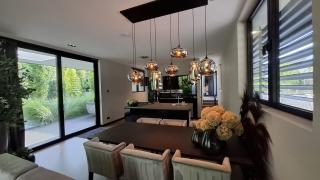 Direct beschikbaar: gemeubileerde bungalow met tuin - Afbeelding 5