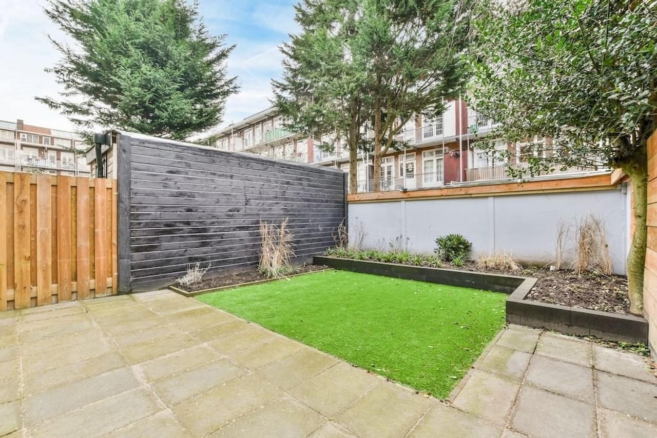 85 m² Garden Apartment in De Baarsjes - Image 1