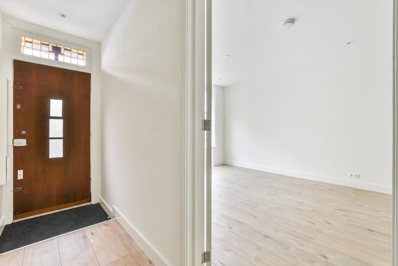 85 m² Garden Apartment in De Baarsjes - Image 6