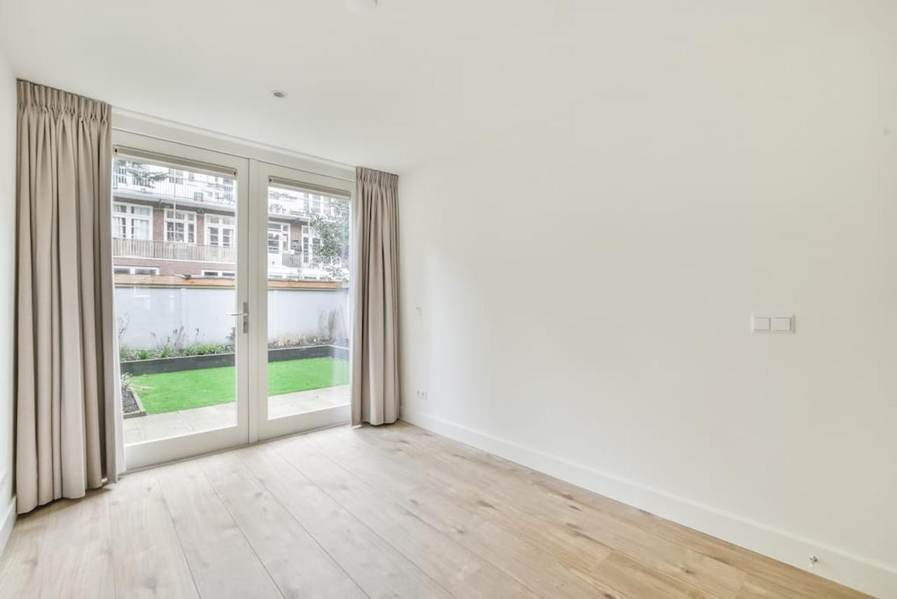 85 m² Garden Apartment in De Baarsjes - Image 10