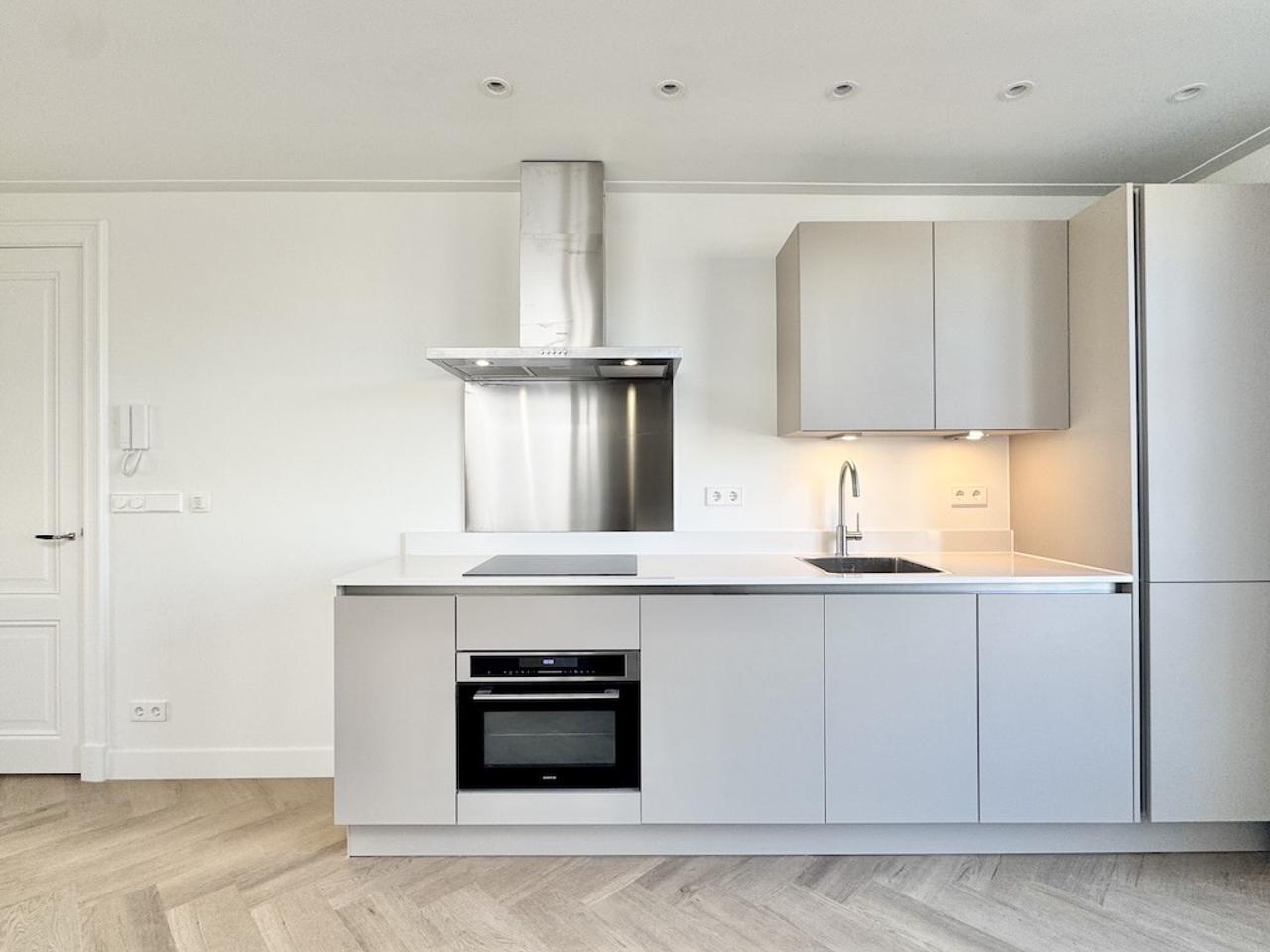 77 m² with large roof terrace on Overtoom - Image 4