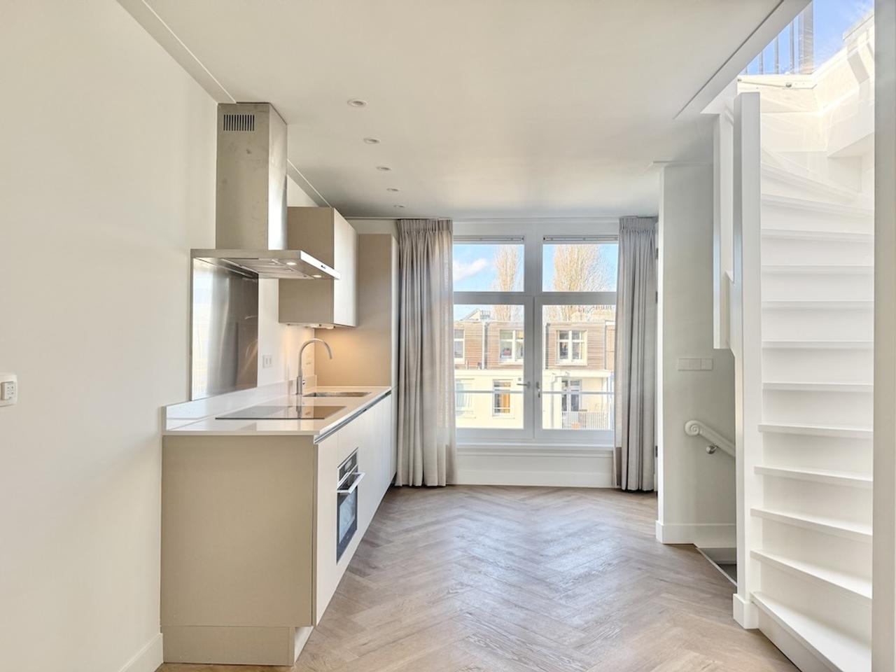77 m² with large roof terrace on Overtoom - Image 5