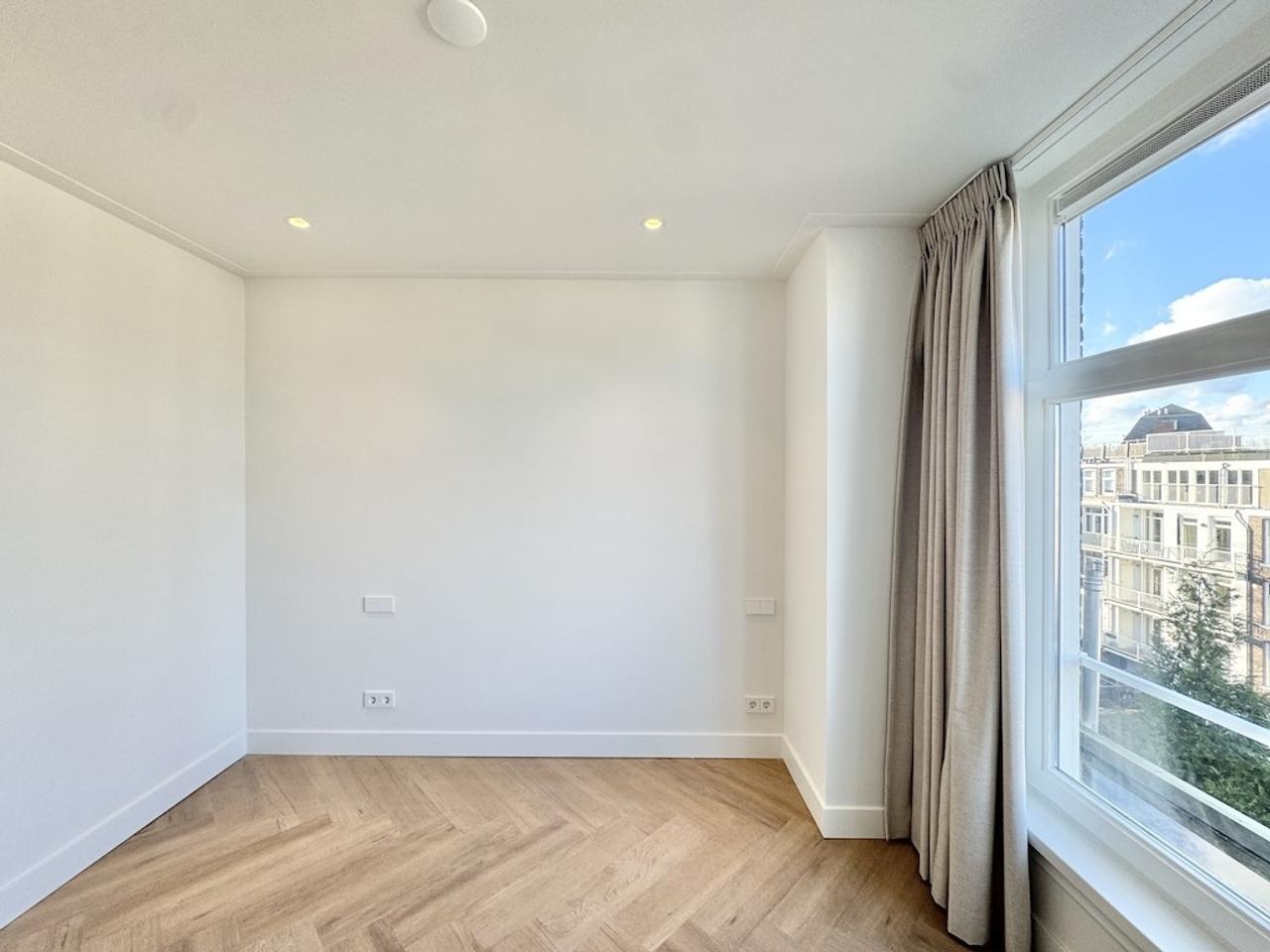 77 m² with large roof terrace on Overtoom - Image 10