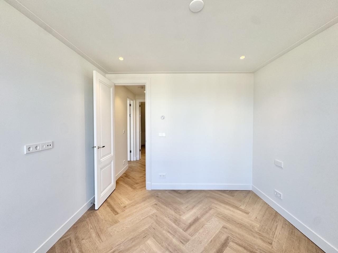 77 m² with large roof terrace on Overtoom - Image 11