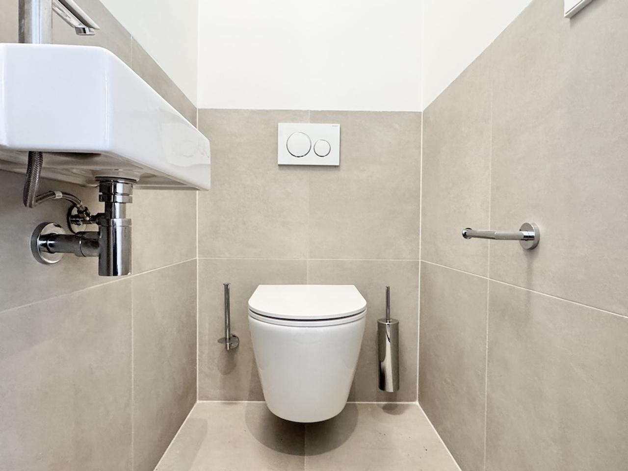 77 m² with large roof terrace on Overtoom - Image 14