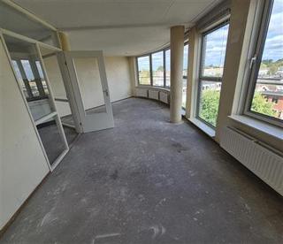 Available now: 2-room apartment in Kralingen - Image 3