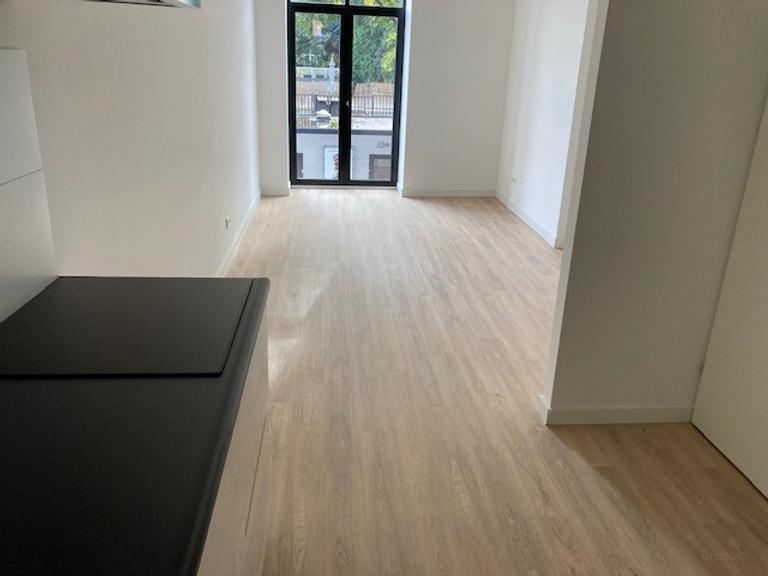 47 m² Apartment with Storage in City Centre - Image 10
