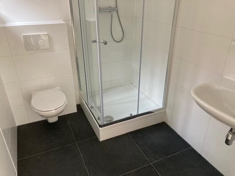 47 m² Apartment with Storage in City Centre - Image 14