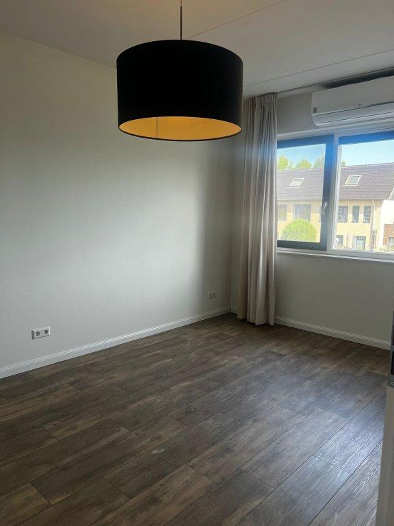 128 m² gezinswoning met 5 slaapkamers - Afbeelding 13