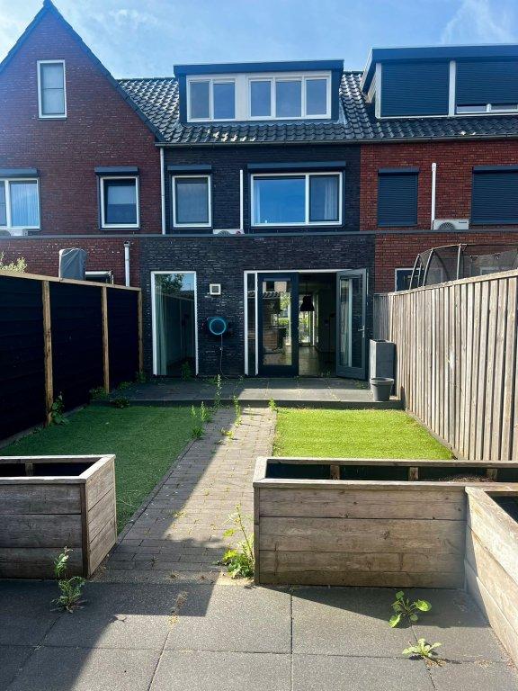 128 m² gezinswoning met 5 slaapkamers - Afbeelding 27