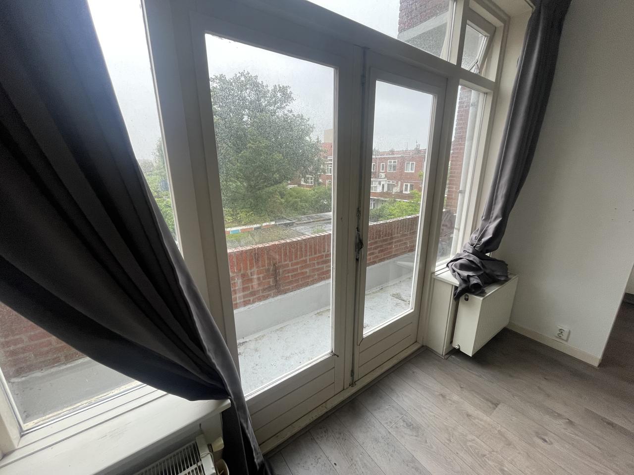 Studentenkamer van 21 m² met balkon - Afbeelding 5