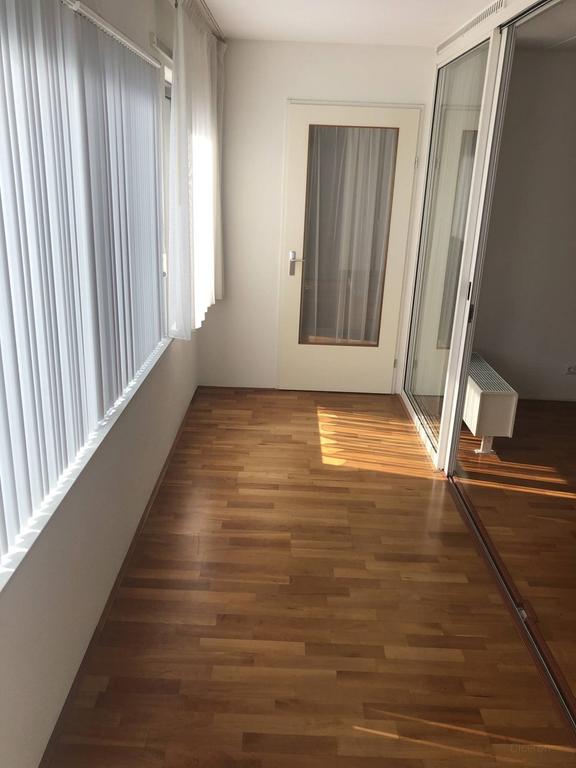 116 m² apartment with 4 bedrooms - Image 10
