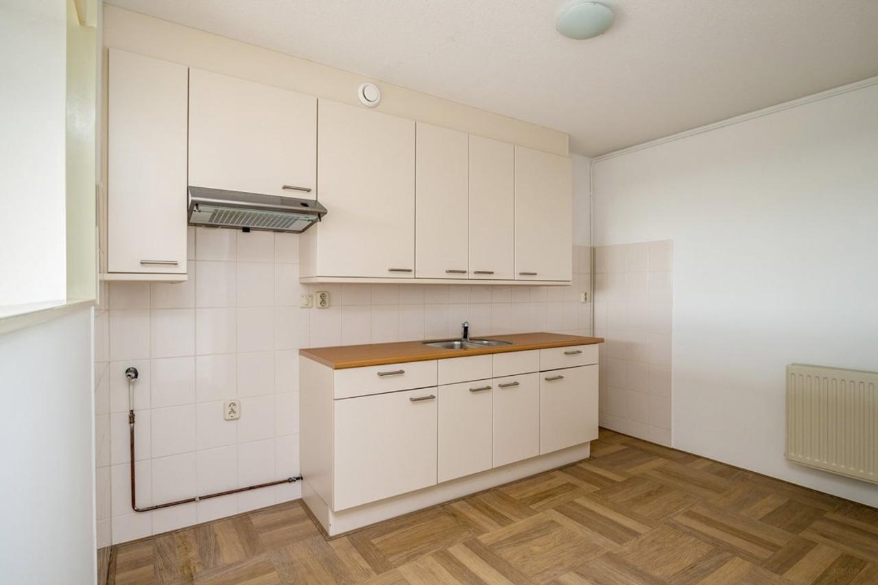 89 m² appartement met balkon in Slotervaart - Afbeelding 4