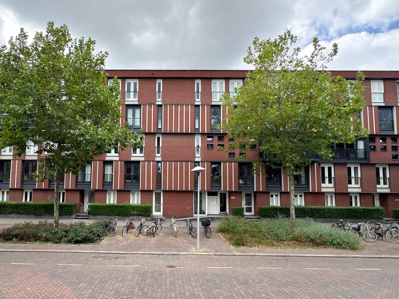 92 m² appartement met balkon en parkeerplek - Afbeelding 1