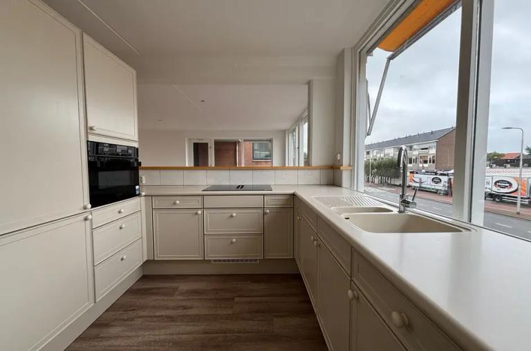 98 m² appartement met 2 balkons in Santpoort - Afbeelding 4