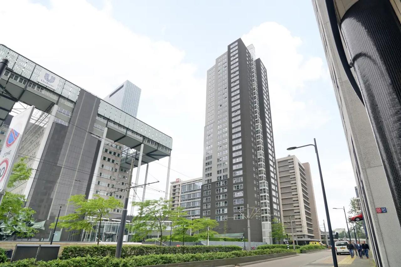 104 m² appartement met loggia in Rotterdam - Afbeelding 1